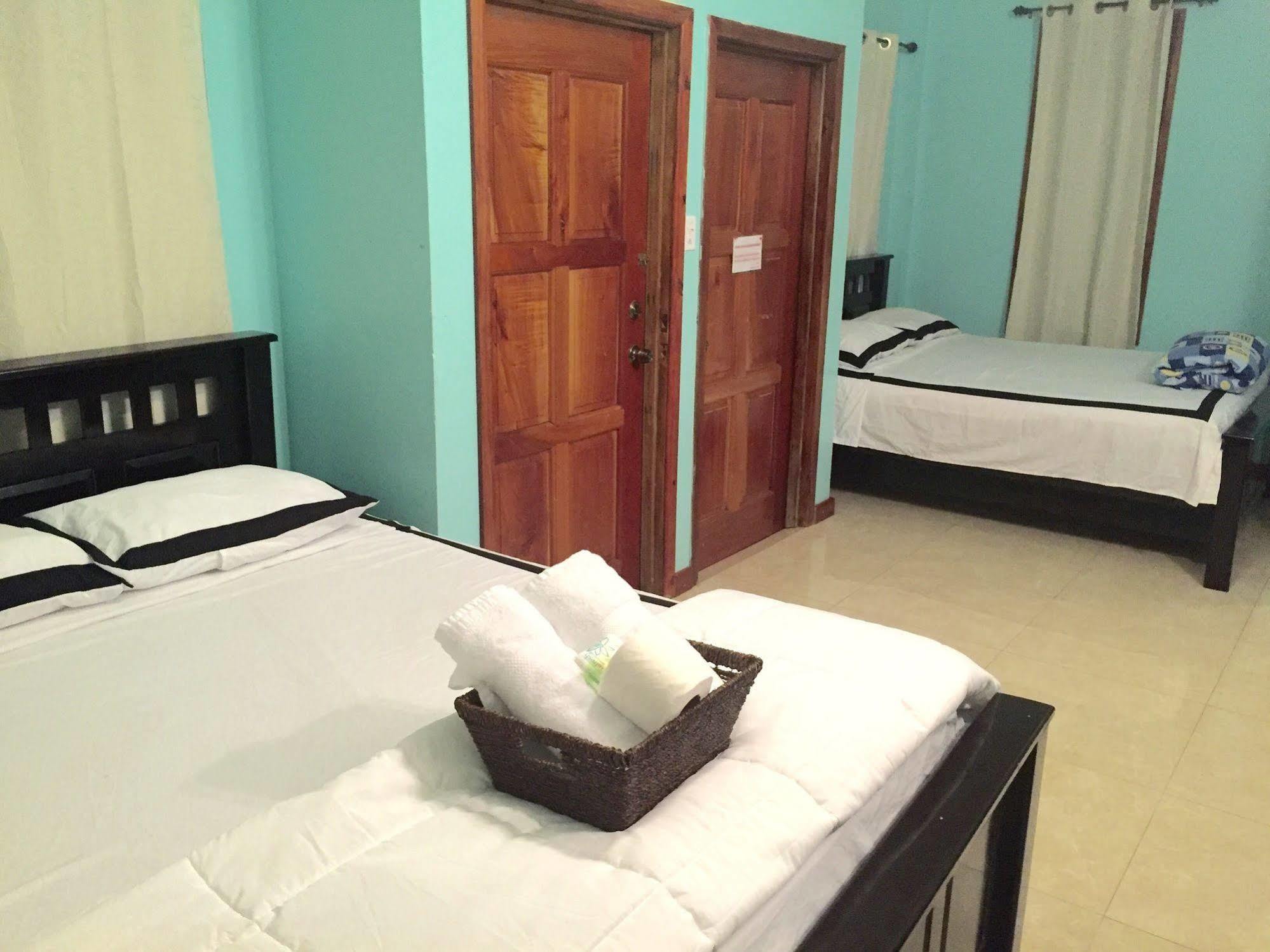 Hotel Ocean Paradise ซานเปโดร ภายนอก รูปภาพ