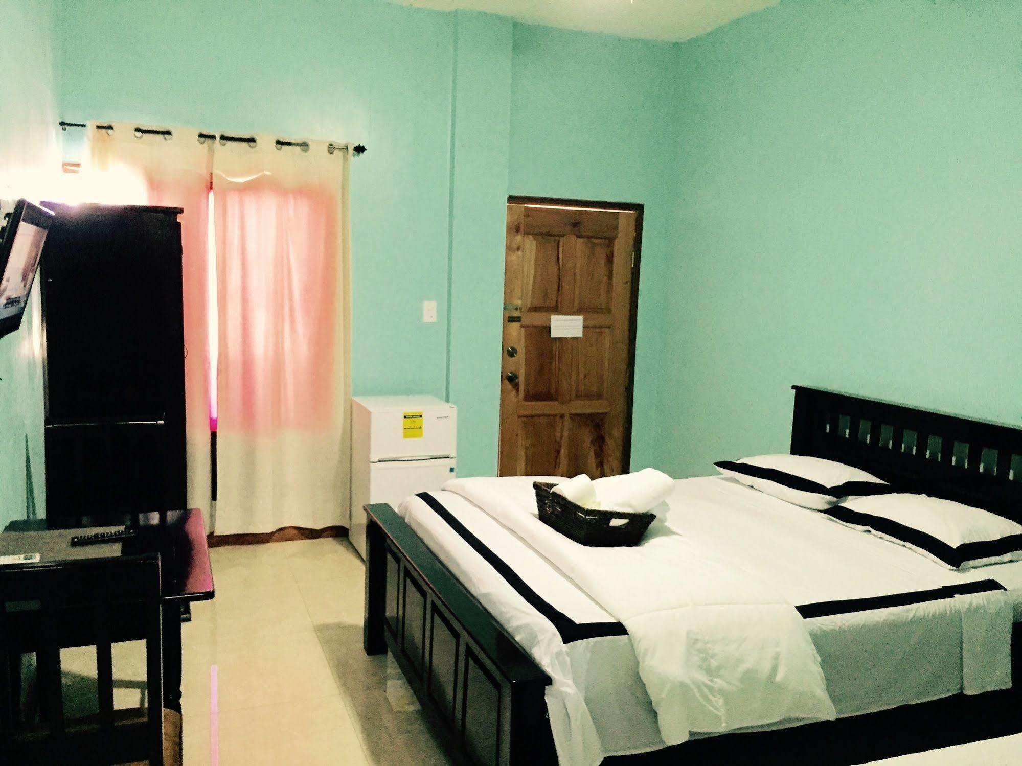 Hotel Ocean Paradise ซานเปโดร ภายนอก รูปภาพ