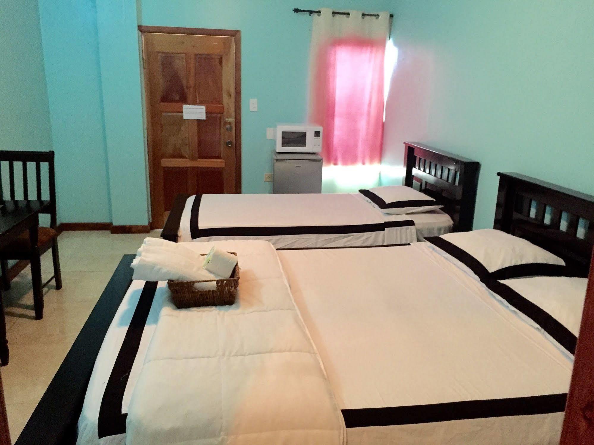Hotel Ocean Paradise ซานเปโดร ภายนอก รูปภาพ